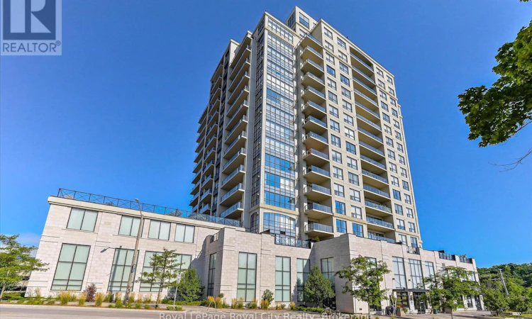 1108-160 Macdonell Street