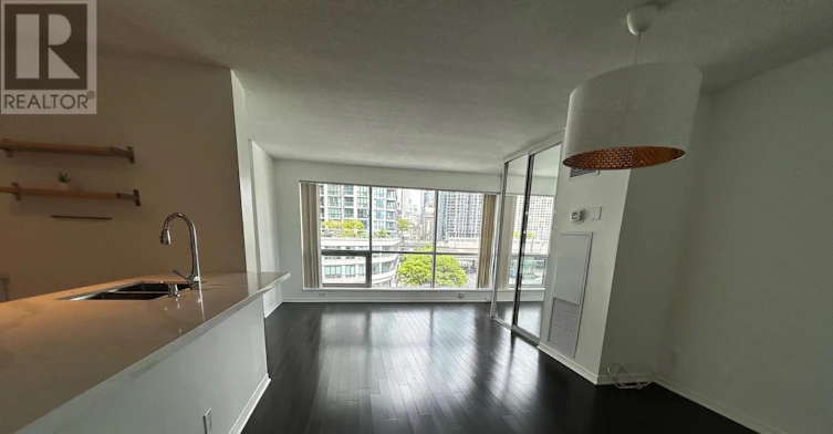 507-10 Yonge Street, Toronto, ON, M5E 1R4 - 7