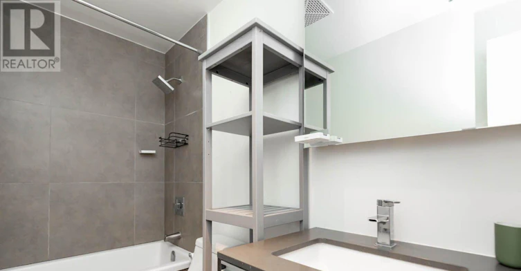 2005-20 Minowan Miikan Lane, Toronto, ON, M6J 0E5 - 15