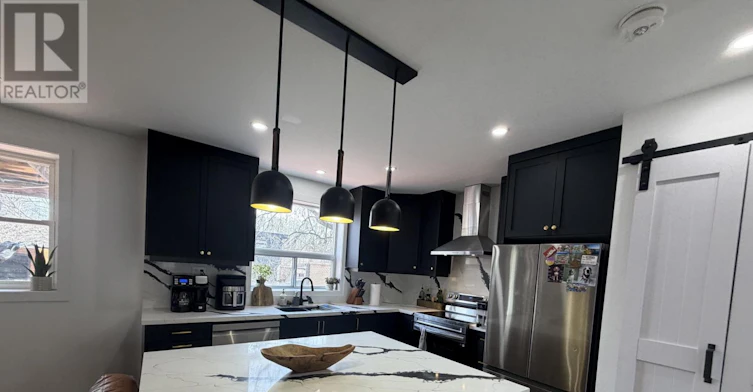 UPPER-1167 Woodbine Avenue, Toronto, ON, M4C 1C6 - 9