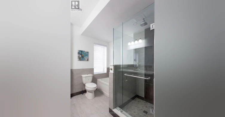 2ND FLR-61 Jerome Street, Toronto, ON, M6P 1H8 - 24
