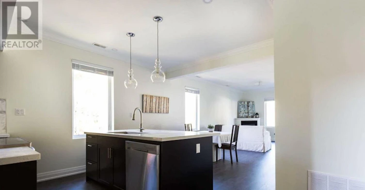 2ND FLR-61 Jerome Street, Toronto, ON, M6P 1H8 - 7