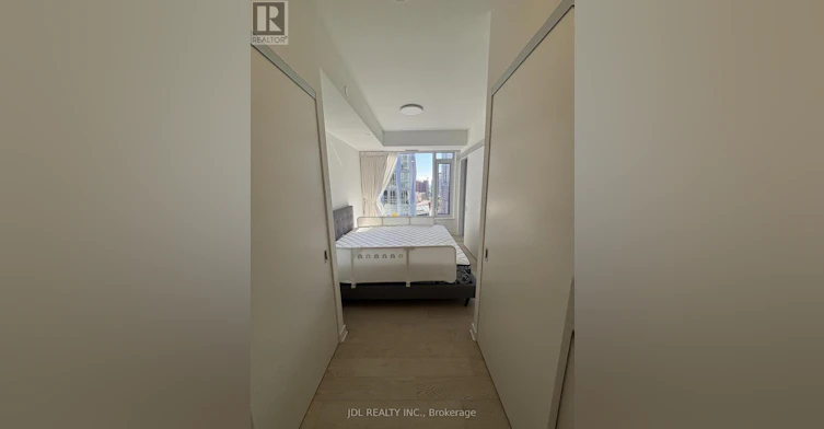 1110-11 Yorkville Avenue, Toronto, ON, M4W 0B7 - 11