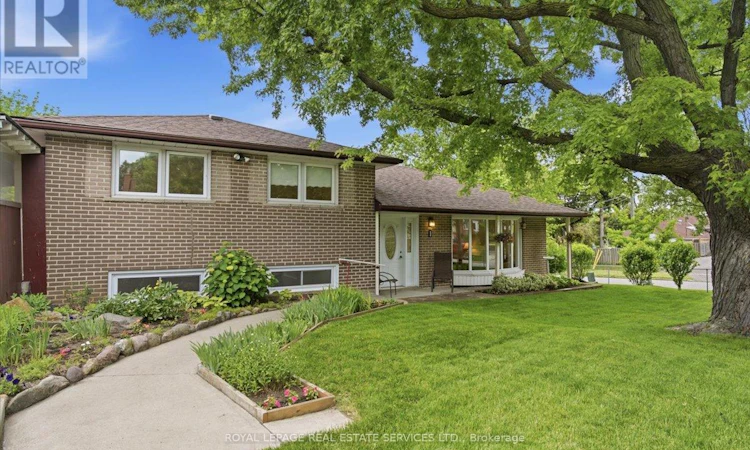 1 Rosegrove Place