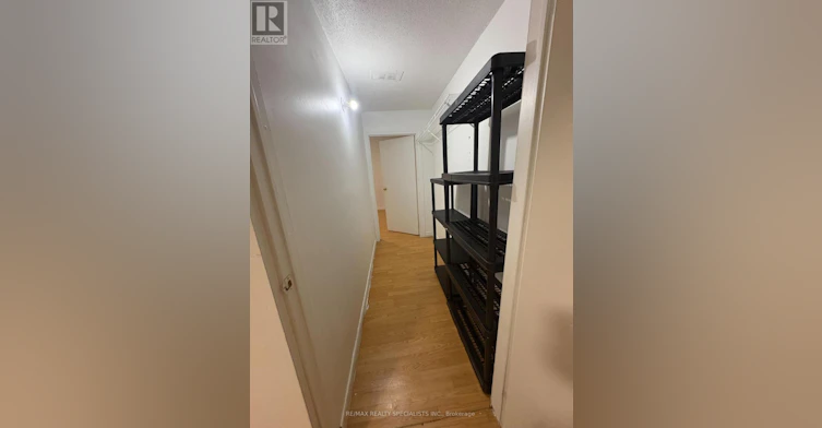 BSMT-3012 Dalehurst Drive, Mississauga, ON, L5N 6M8 - 10