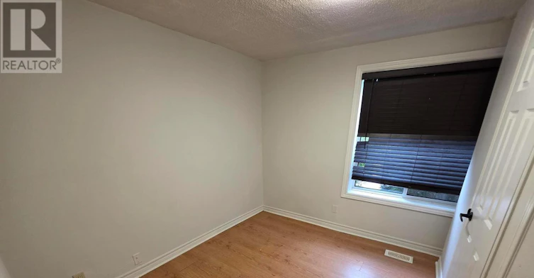 300 Haig Street, Oshawa, ON, L1G 5N8 - 7