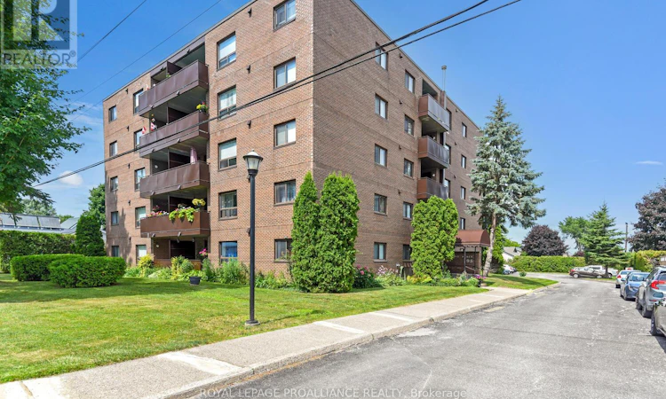502-95 Windsor Drive
