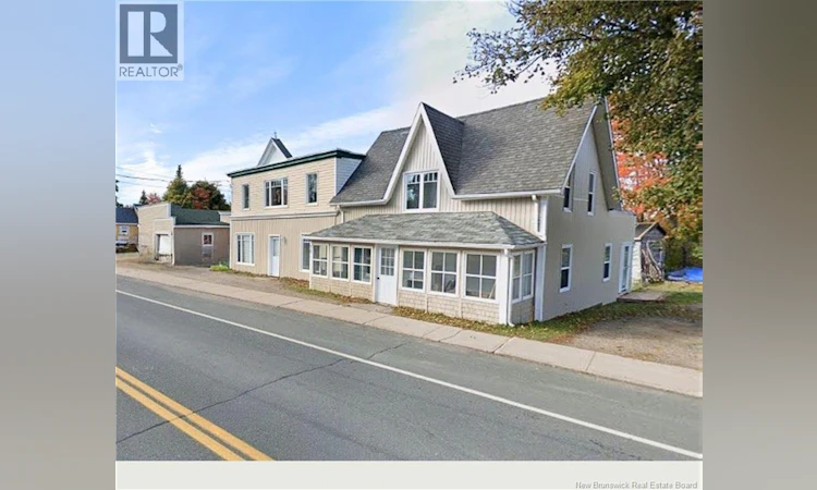 707 St Pierre Boulevard Ouest