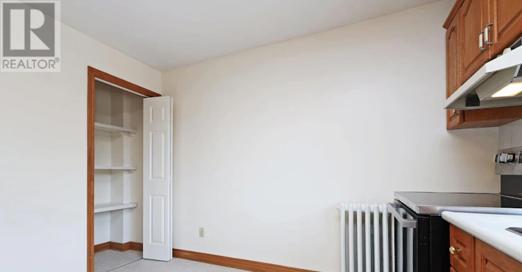 UPPER-68 Roxton Road, Toronto, ON, M6J 2Y2 - 8