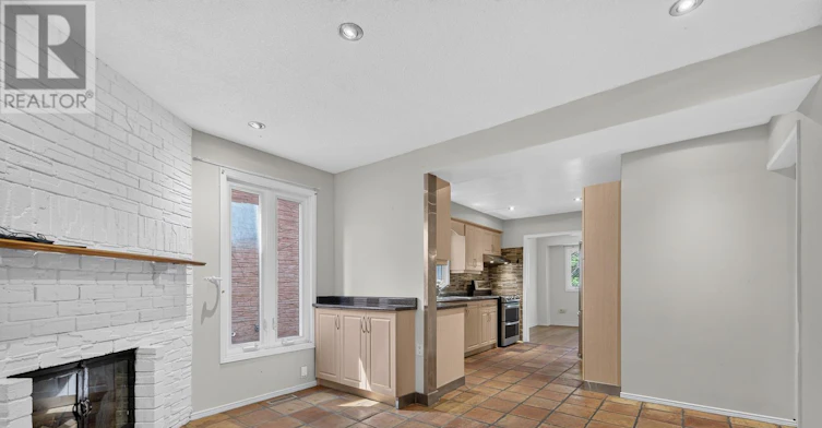 MAIN-109 Robert Hicks Drive, Toronto, ON, M2R 3R2 - 13