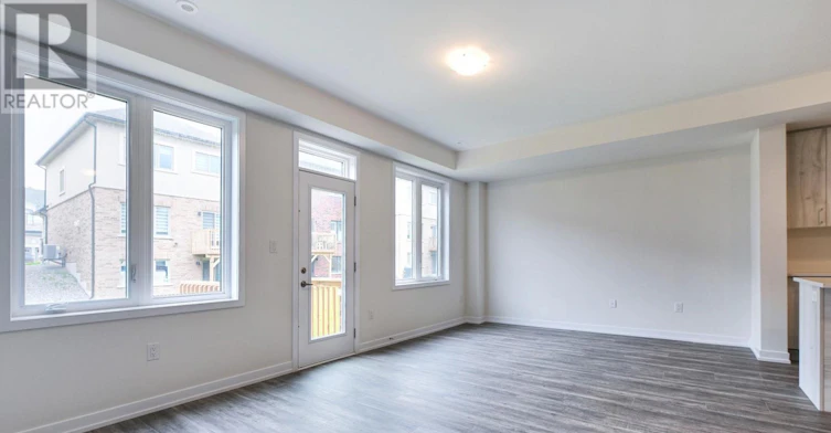 MAIN-74 Ziibi Way, Clarington, ON, L1B 0W5 - 10