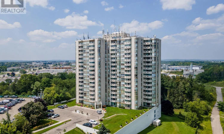 201-20 Mcfarlane Drive