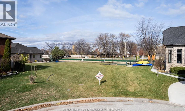 256 Moceri Crescent