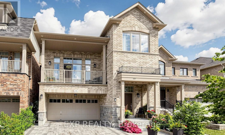 34 Buttonleaf Crescent