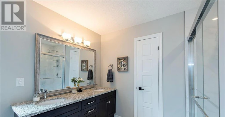 940 Reeves Avenue, London, ON, N6G 0E2 - 26