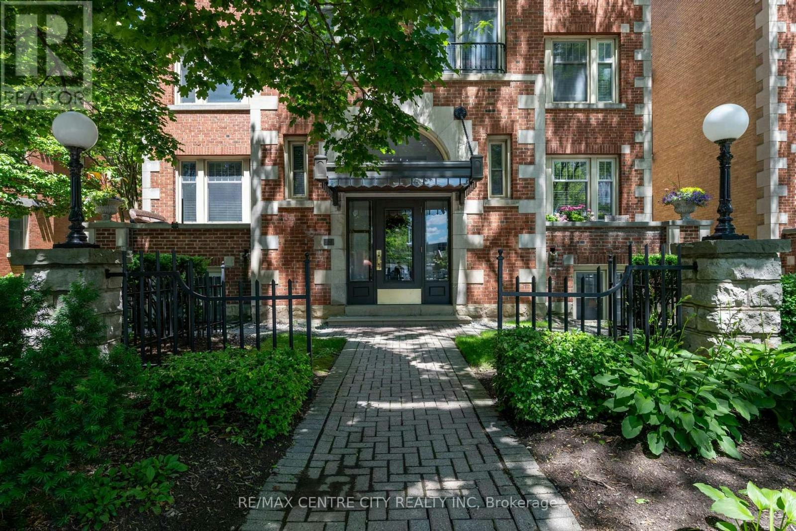 401-280 Queens Avenue S, London, ON, N6B 1X3