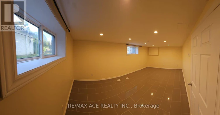 BSMT-2 Botany Hill Road, Toronto, ON, M1G 3K2 - 11