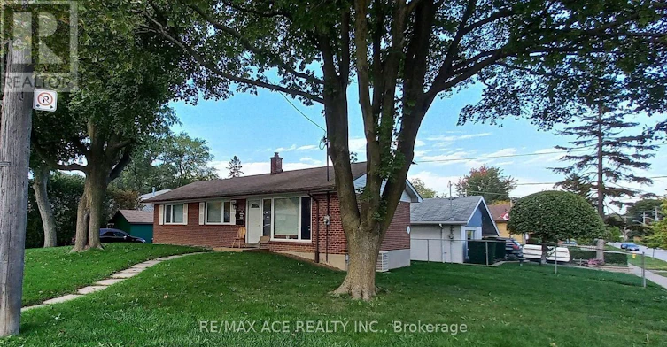 BSMT-2 Botany Hill Road, Toronto, ON, M1G 3K2