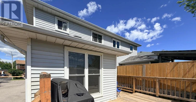 MAIN-1460 O'hara Court, Oshawa, ON, L1J 8A7