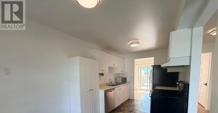 MAIN-1460 O'hara Court, Oshawa, ON, L1J 8A7 - 8