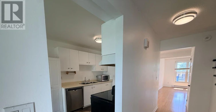 MAIN-1460 O'hara Court, Oshawa, ON, L1J 8A7 - 3