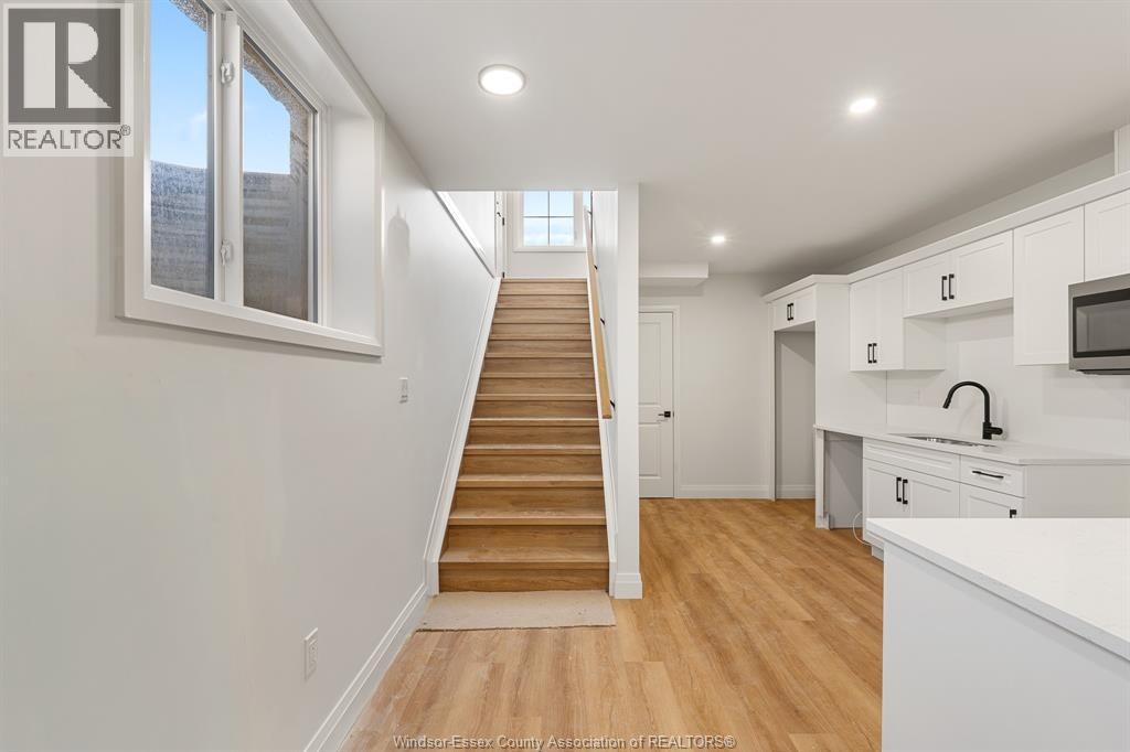 B (LOWER-715 Elliot Point Road, Amherstburg, ON, N9V 0H1 - 8