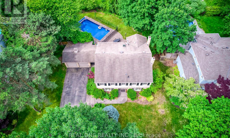120 Blyth Crescent