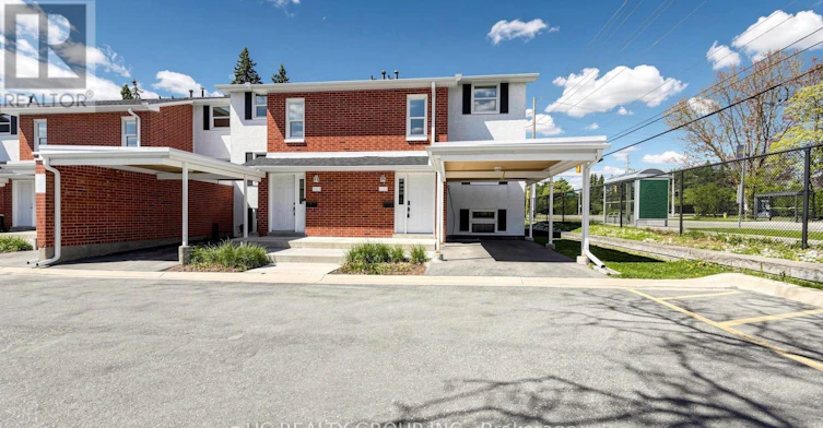 1-433 Keats Way, Waterloo, ON, N2L 5S7 - 2