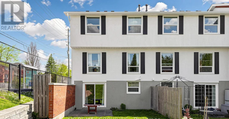 1-433 Keats Way, Waterloo, ON, N2L 5S7 - 49