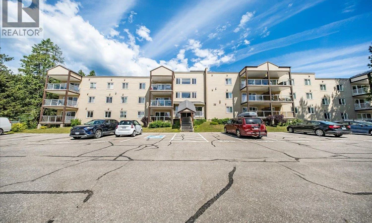203-1800 Kirkup Avenue
