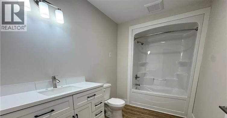304-268 Main Street, Hampton, NB, E5N 6B8 - 4
