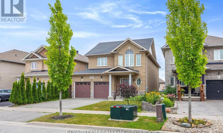 218 Richardson Crescent