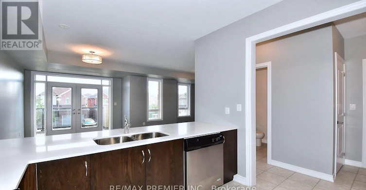 10-105 Kayla Crescent, Vaughan, ON, L6A 4W3 - 8