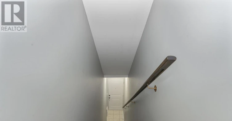10-105 Kayla Crescent, Vaughan, ON, L6A 4W3 - 3