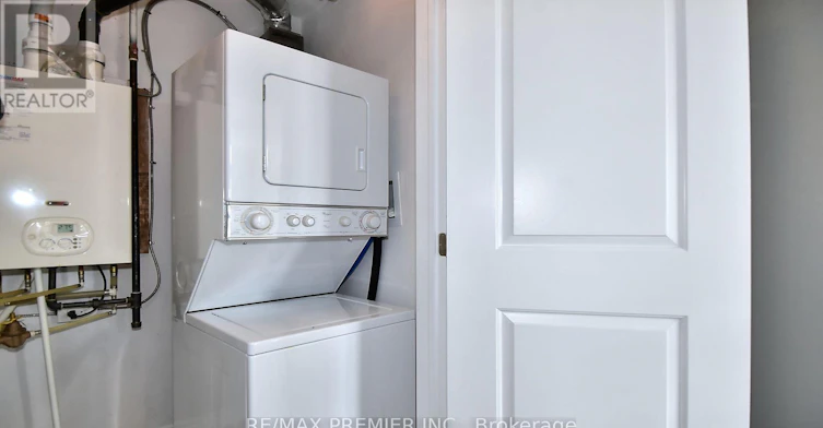 10-105 Kayla Crescent, Vaughan, ON, L6A 4W3 - 34
