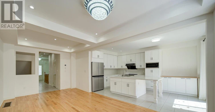 114 Ness Drive, Richmond Hill, ON, L4S 0K5 - 2
