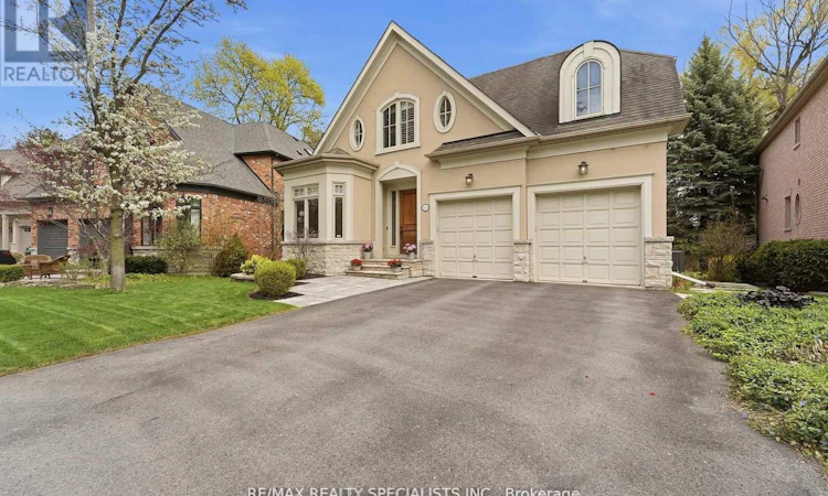 1722 The Pines