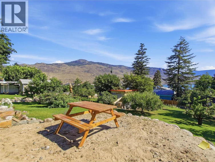 6277 Yarrow Road, Kamloops, BC, V0K 2J0 - 11