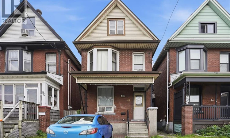 78 Campbell Avenue