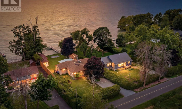 2032 Lakeshore Drive