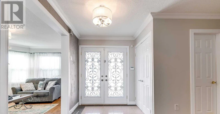 1447 Clearview Drive, Oakville, ON, L6J 6X2 - 2