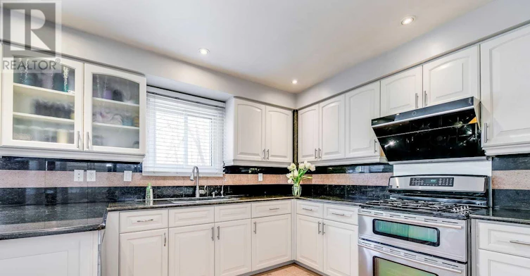 1447 Clearview Drive, Oakville, ON, L6J 6X2 - 11