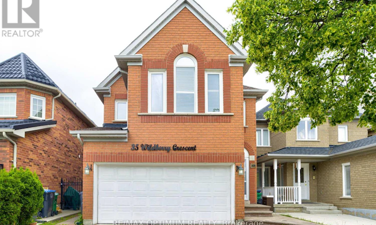 35 Wildberry Crescent