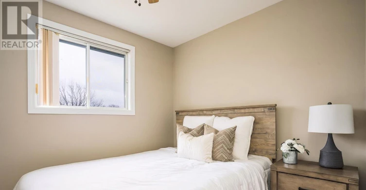 4-10 Baker Street, Wasaga Beach, ON, L9Z 2H1 - 13