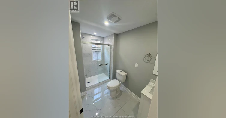 2-945 Wellington Avenue, Windsor, ON, N9A 5K2 - 10