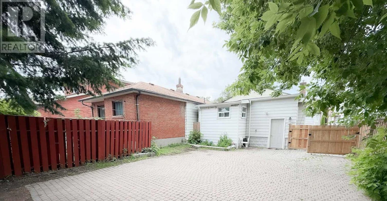 MAIN-9 Albright Avenue, Toronto, ON, M8W 1W9 - 20