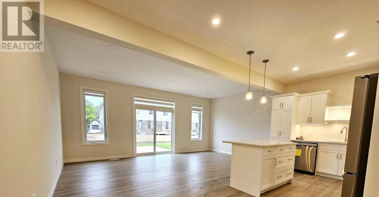 214 Renaissance Drive, St. Thomas, ON, N5P 3S6 - 3