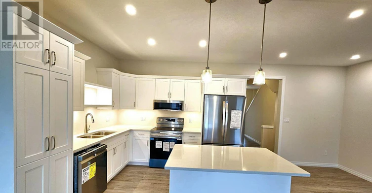 214 Renaissance Drive, St. Thomas, ON, N5P 3S6 - 2