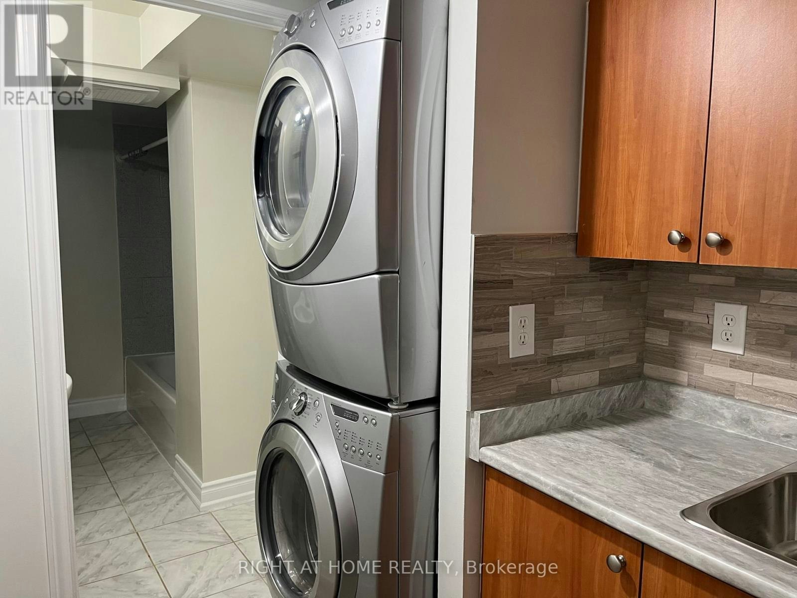 BASEMENT-7369 St. Barbara Boulevard, Mississauga, ON, L5W 0C3 - 5