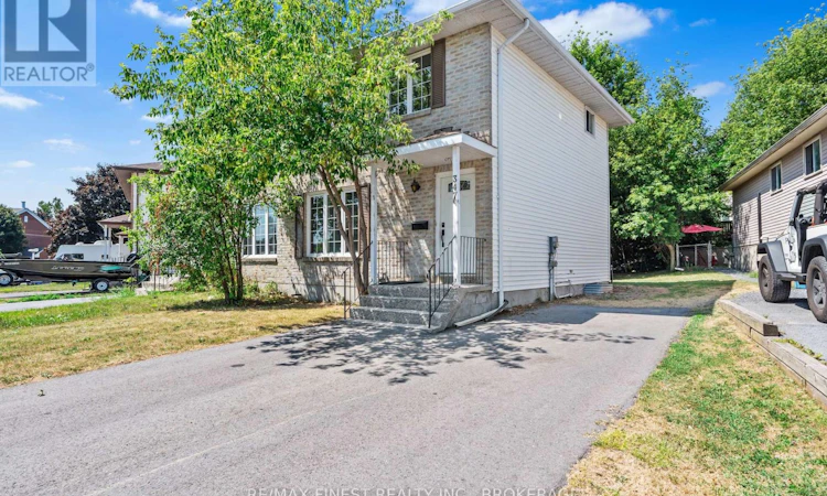 347 Kingsdale Avenue